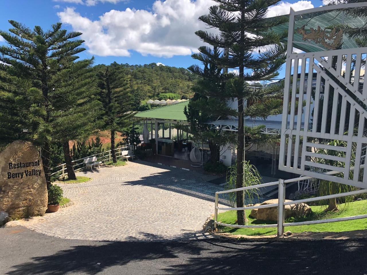 Berry Valley Homestay Da Lat Buitenkant foto