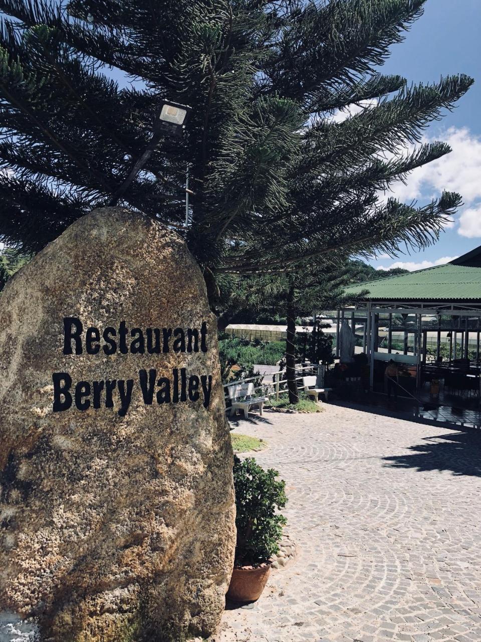 Berry Valley Homestay Da Lat Buitenkant foto